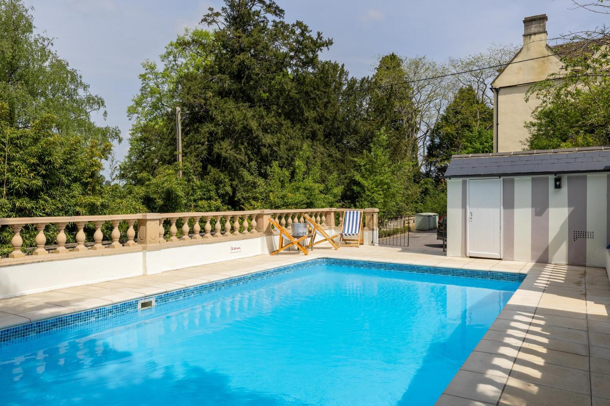 The School Rooms Estate Beautiful, Georgian Apartments With Private Heated Pool And Hot Tub Wifi And Parking Near Bath Box  Ngoại thất bức ảnh